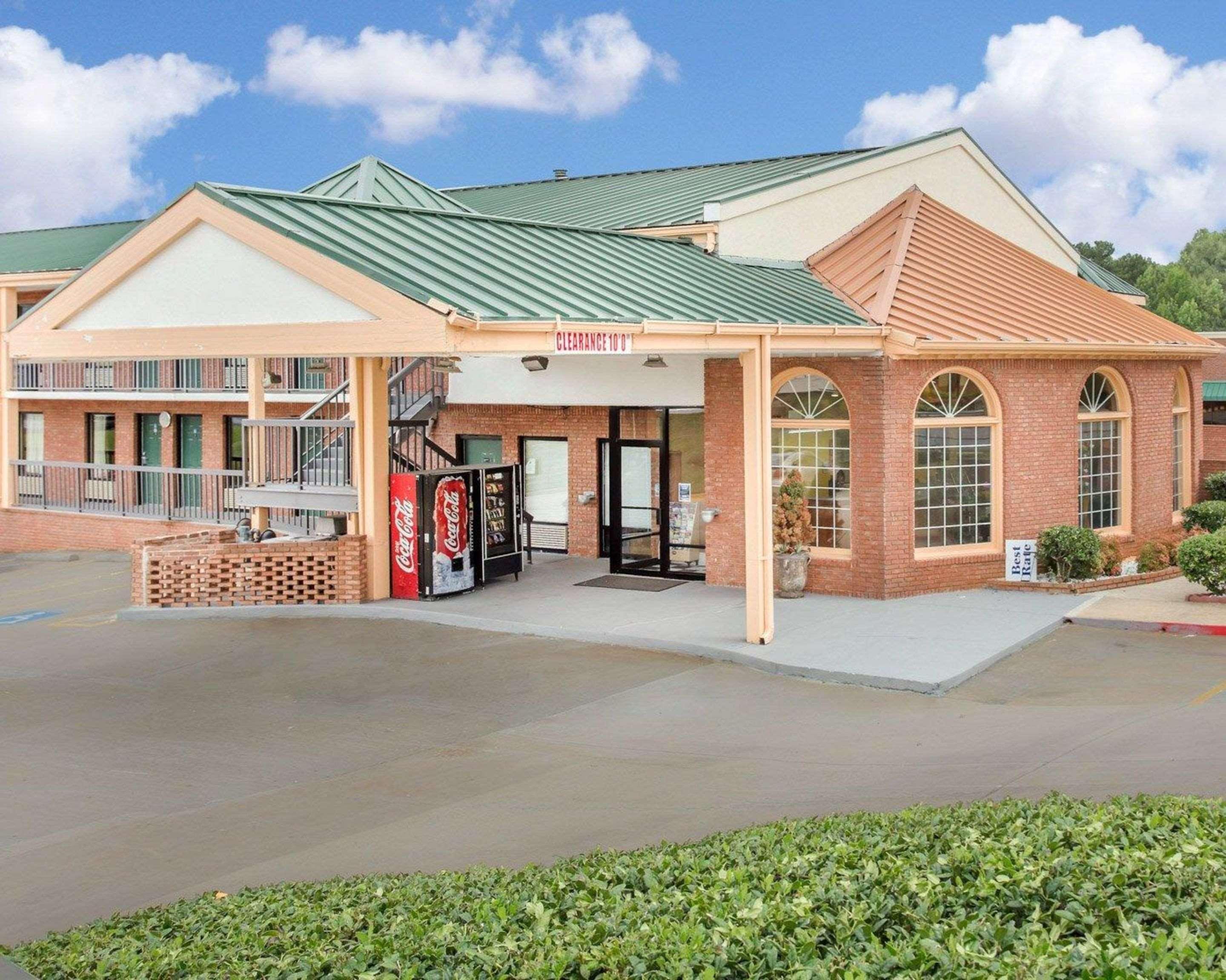 Econo Lodge Акворт Экстерьер фото