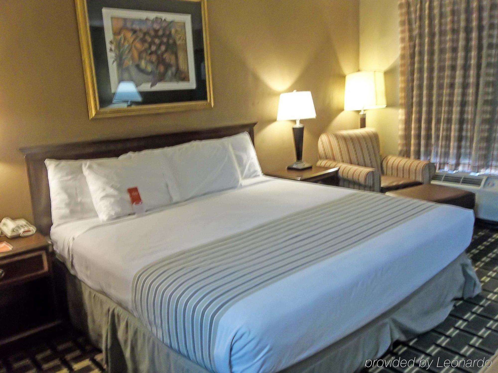 Econo Lodge Акворт Экстерьер фото