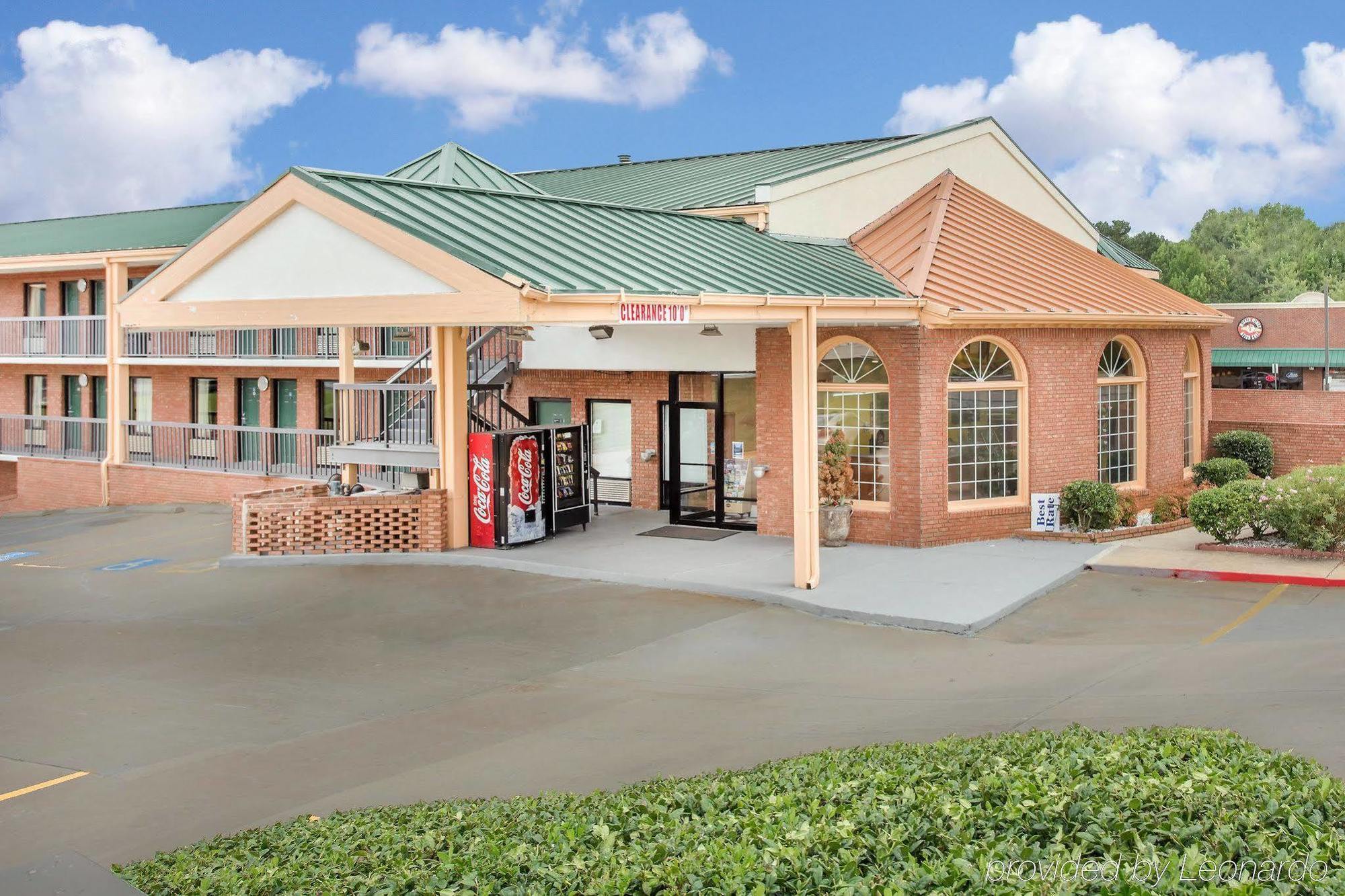 Econo Lodge Акворт Экстерьер фото