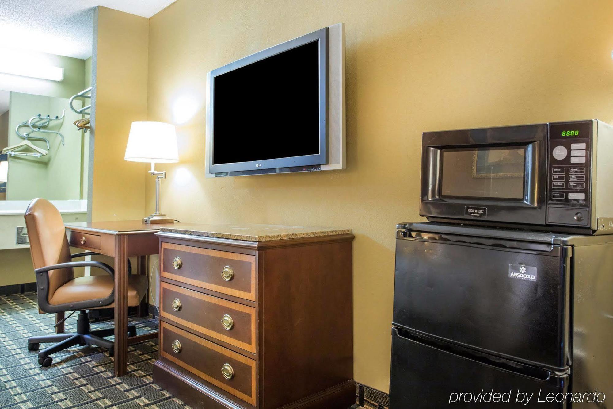Econo Lodge Акворт Экстерьер фото